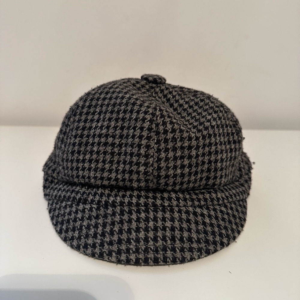 Kangol Kids Teed News Girls Houndstooth Cap Size Small  Black/Gray